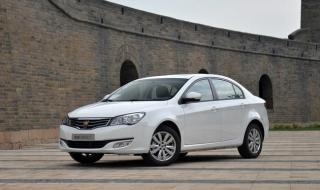 荣威350汽车,油耗怎么样 荣威350购车总费用