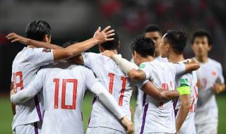 中超后半程赛制 中超跨年赛制